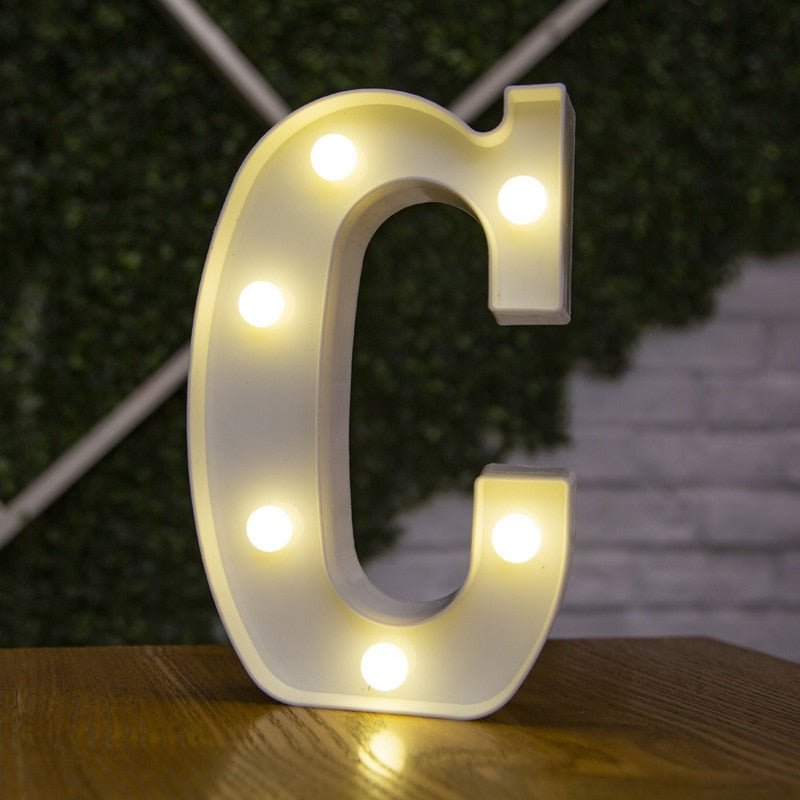 Letras e numeros  com luzes  de led a bateria, ótimo para decoração, você vai adorar!