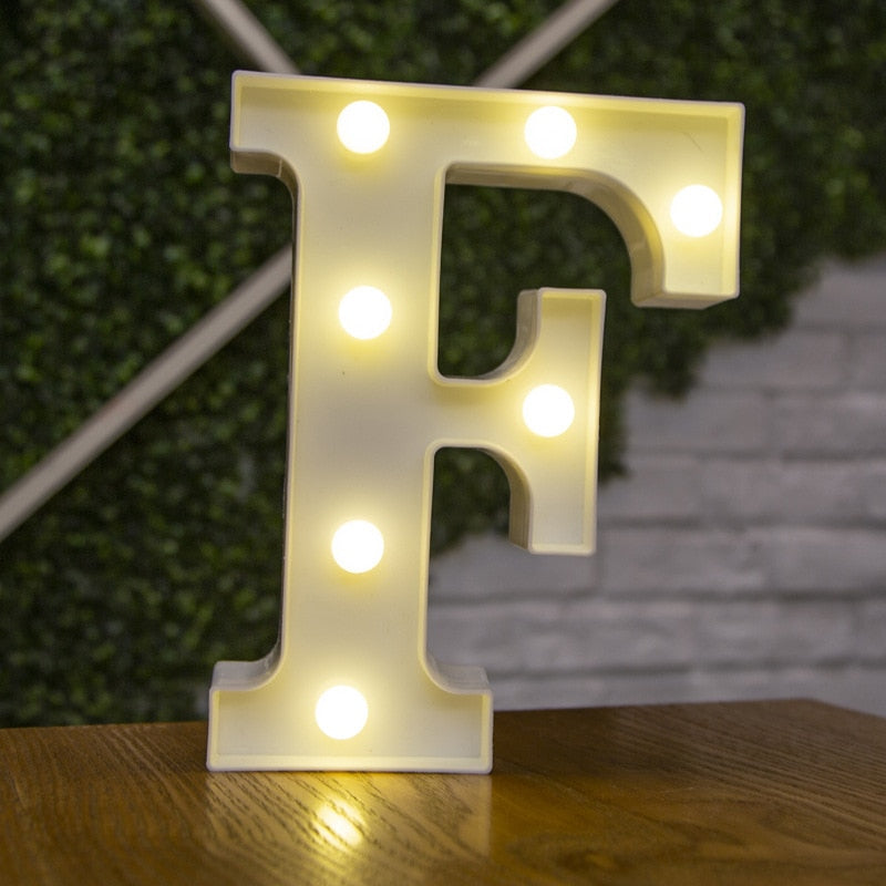 Letras e numeros  com luzes  de led a bateria, ótimo para decoração, você vai adorar!