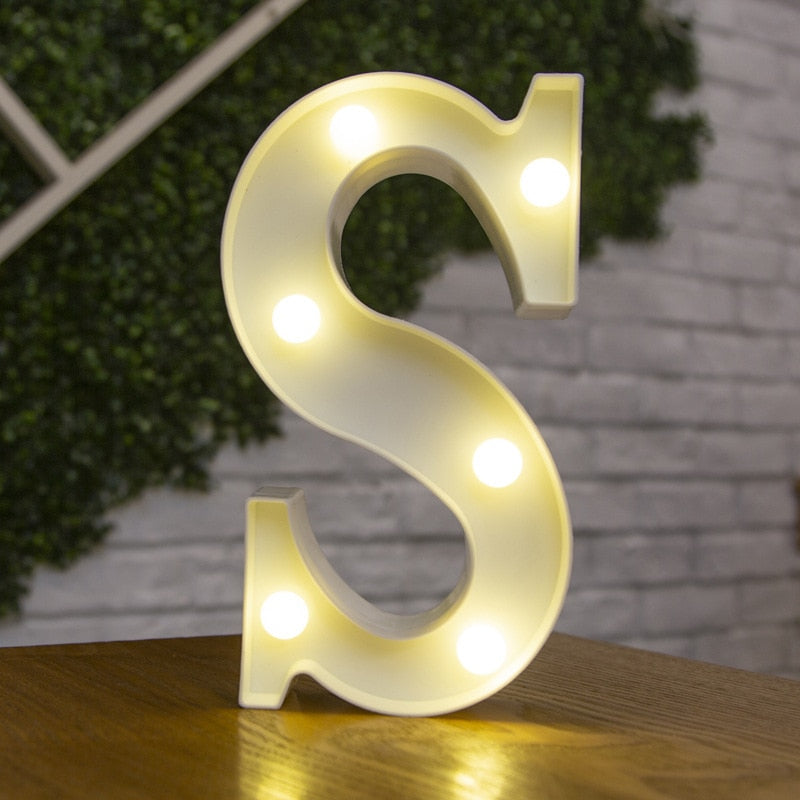 Letras e numeros  com luzes  de led a bateria, ótimo para decoração, você vai adorar!