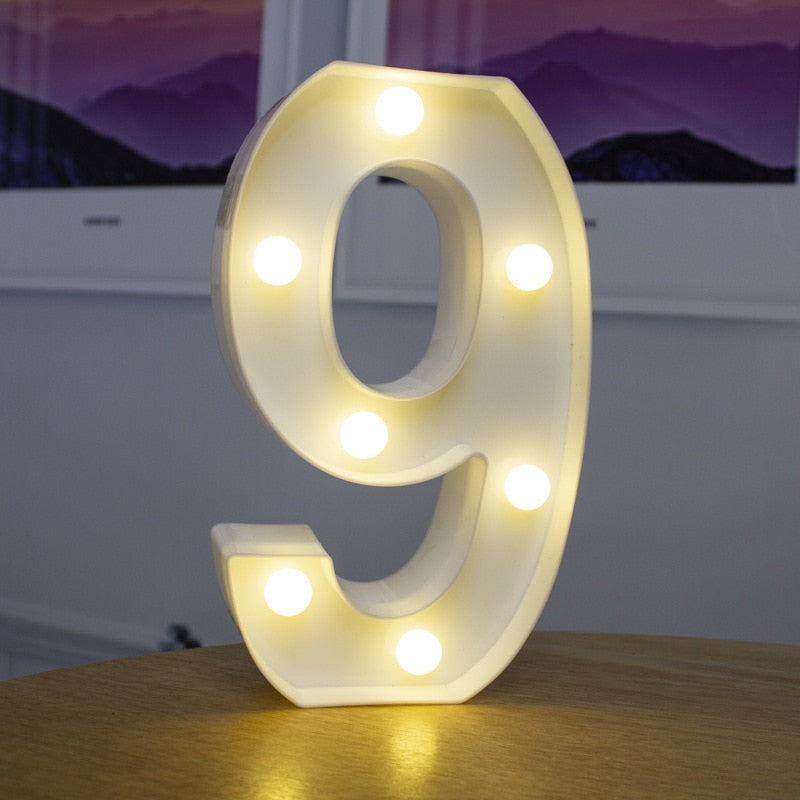 Letras e numeros  com luzes  de led a bateria, ótimo para decoração, você vai adorar!