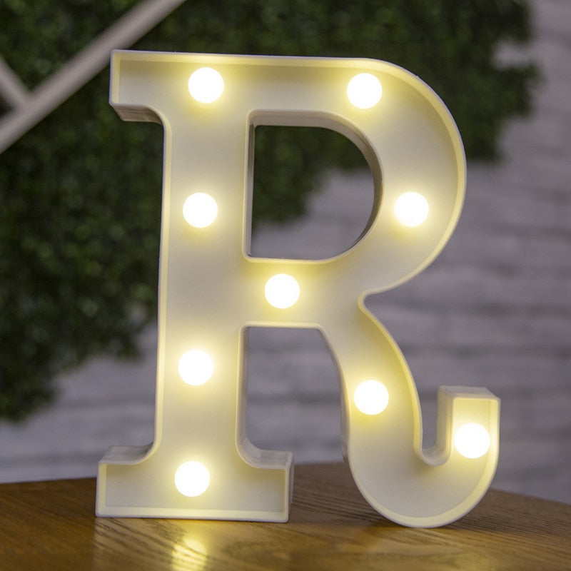 Letras e numeros  com luzes  de led a bateria, ótimo para decoração, você vai adorar!